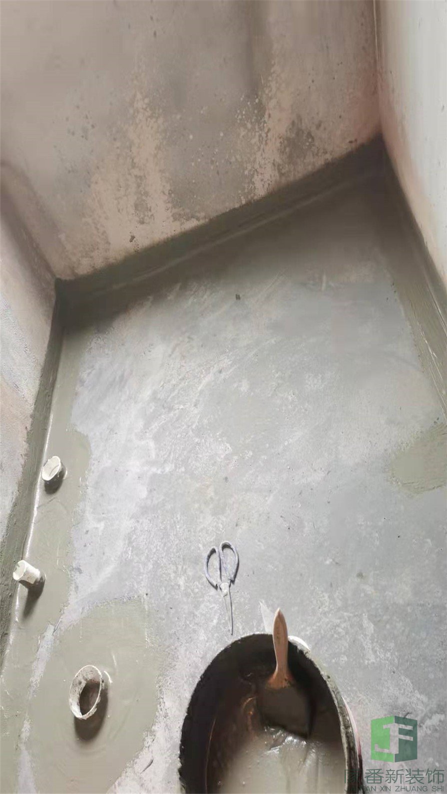 马尾水岸君山113㎡全屋翻新水泥3