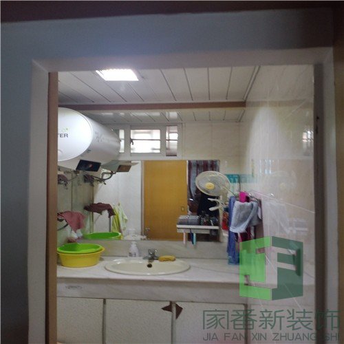 对湖新村厨卫整体翻新成品保护6