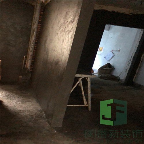 鼓楼区60㎡市直湖前墙4