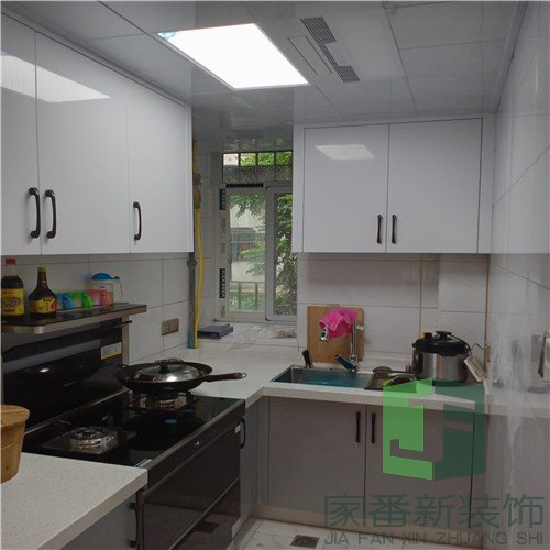 鼓楼区60㎡市直湖前完工9