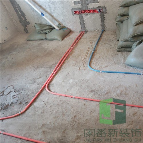 80㎡三房两厅全屋翻新改造水电3