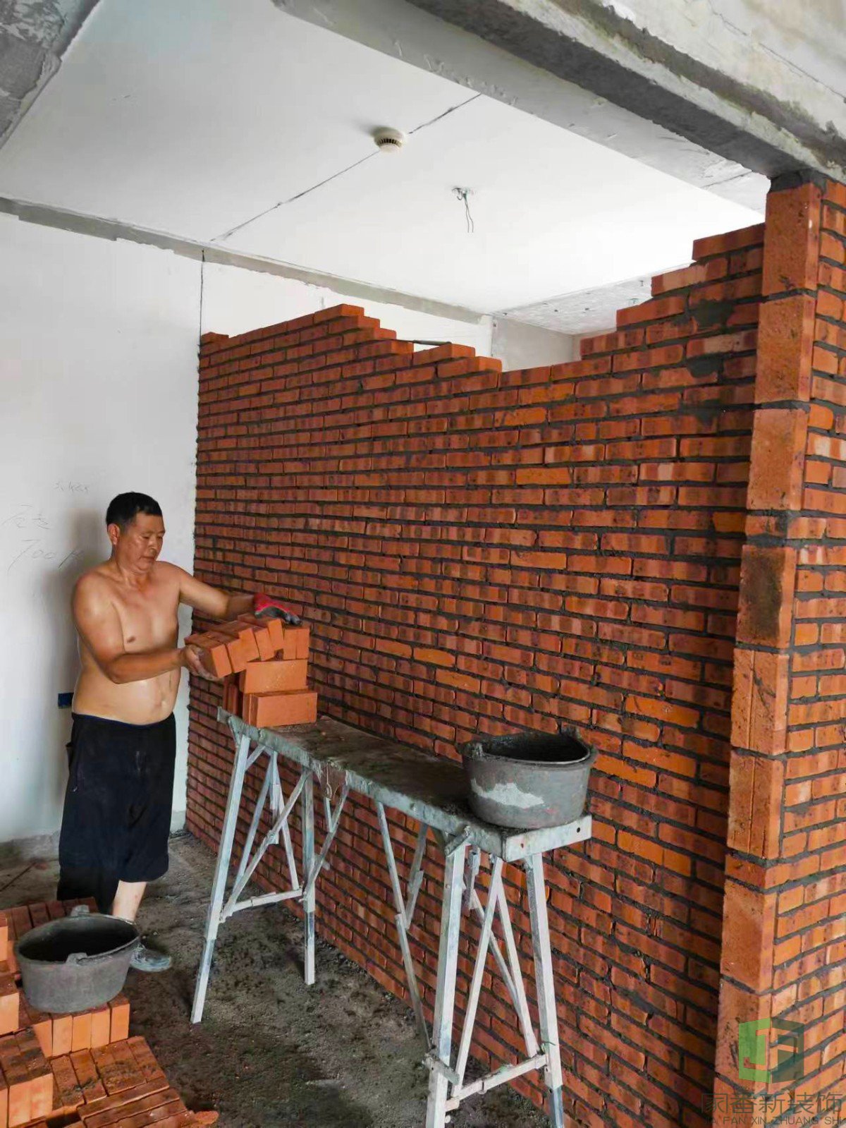 融侨花园116㎡旧房全屋整体砌墙2