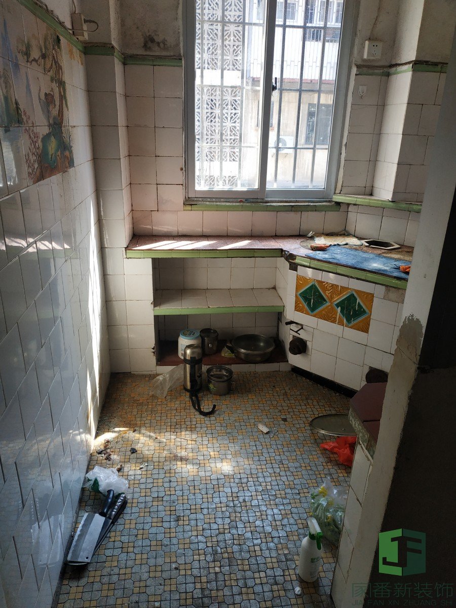 29㎡台江区建海新村陈先生的雅居整体翻新拆前8
