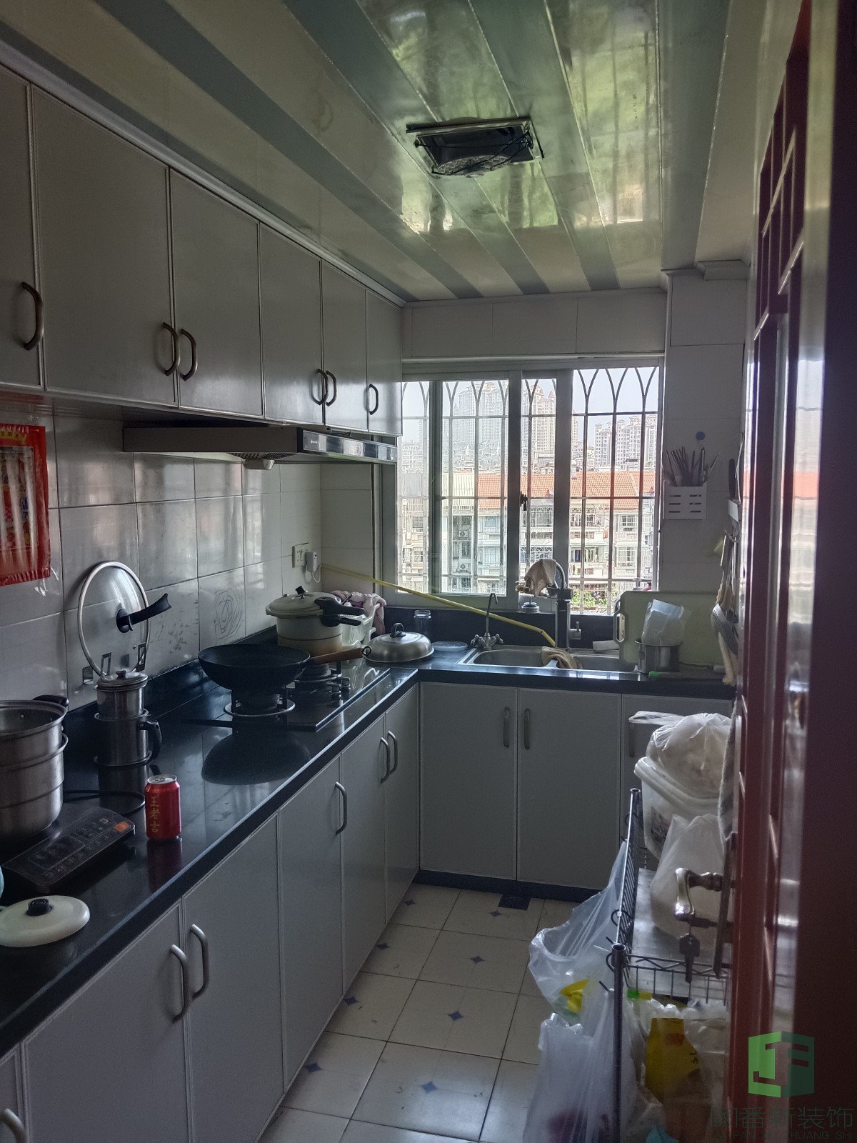 90㎡马榕小区顶楼斜屋面整装9